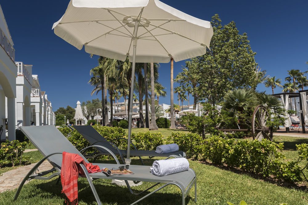 Garden Holiday Village - Adults Only Port de Alcudia  Exteriör bild