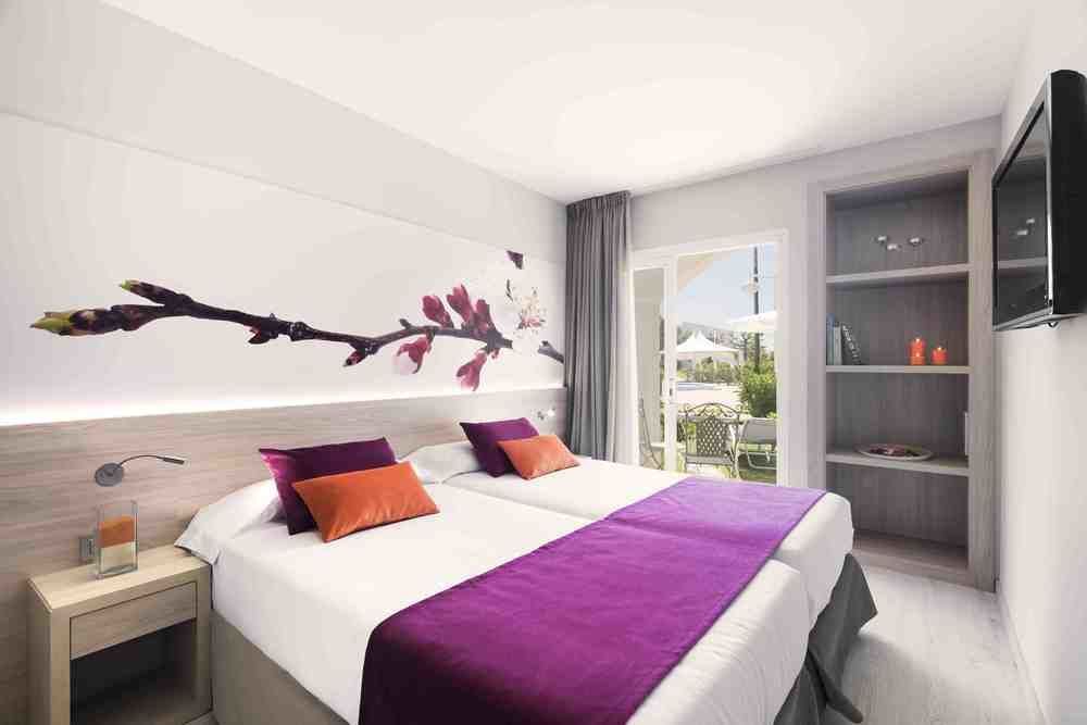 Garden Holiday Village - Adults Only Port de Alcudia  Exteriör bild