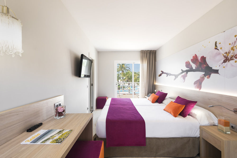 Garden Holiday Village - Adults Only Port de Alcudia  Exteriör bild